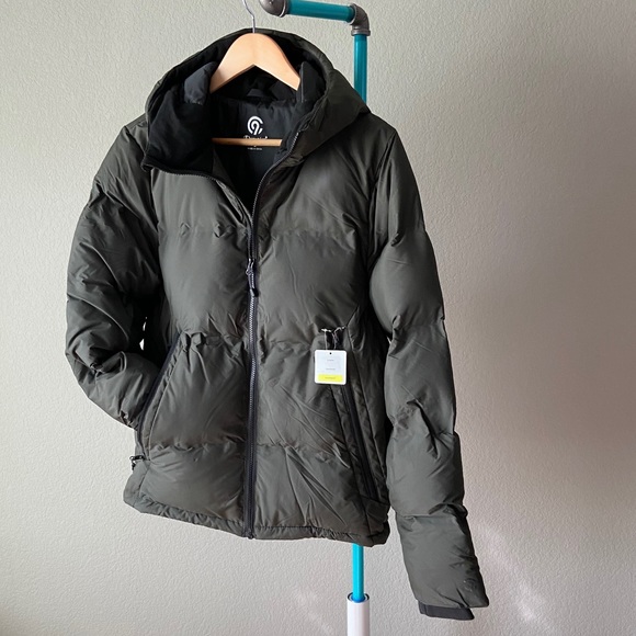 Champion Men’s Lightweight Puffer Hoodie JACKET NWT - Picture 2 of 8